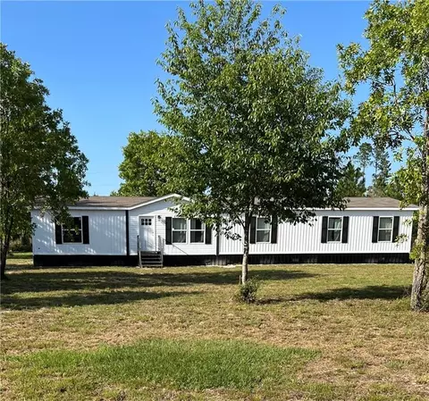 1088 Christopher Cir, Nahunta, GA 31553