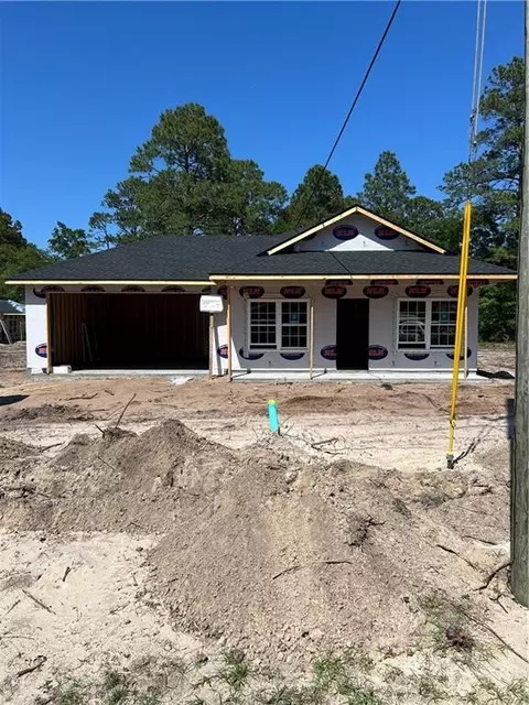 1104 Pine St, Darien, GA 31305