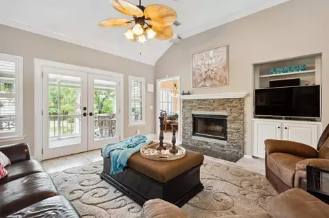107 Thompson Cv, Saint Simons Island, GA 31522