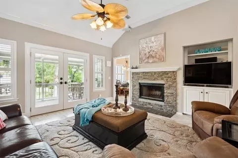 107 Thompson Cv, Saint Simons Island, GA 31522