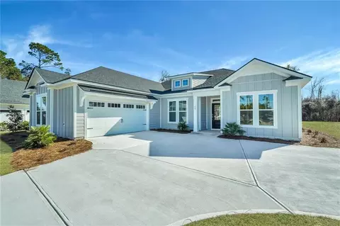100 Bateau Dr, Saint Marys, GA 31558