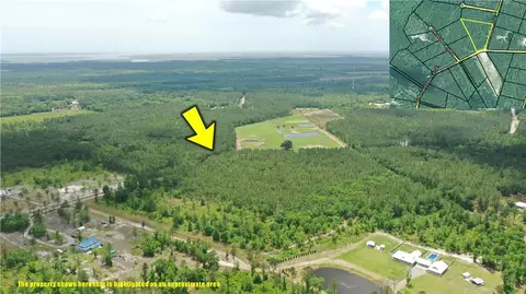 28 Colonial Coast Cir, Townsend, GA 31331