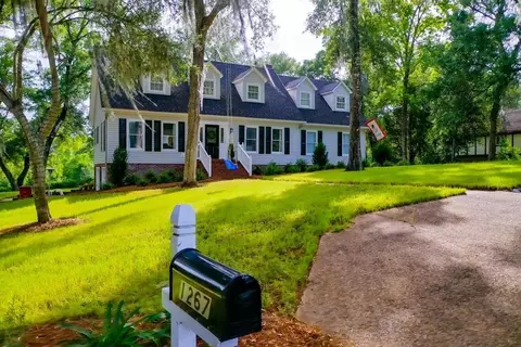 1267 S River Oaks Dr, Blackshear, GA 31516