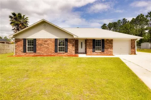 33 Merrymont Ct, Saint Marys, GA 31558