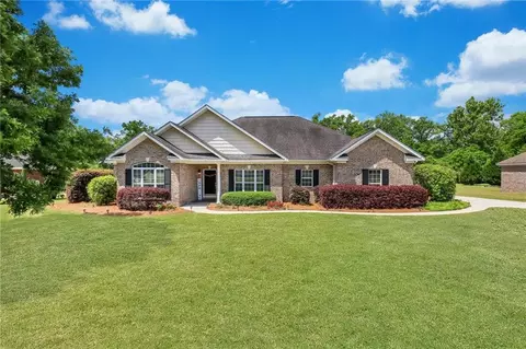 1827 Old Carriage Trl, Statesboro, GA 30458