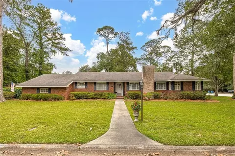 302 Reynolds St, Brunswick, GA 31520