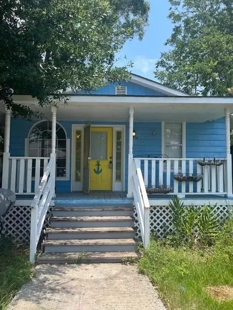 1814 Wolfe St, Brunswick, GA 31520