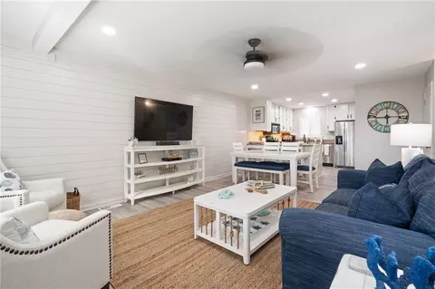 1508 Ocean Blvd #4, Saint Simons Island, GA 31522