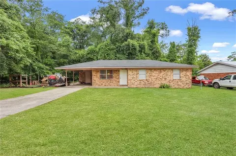 619 N Cypress St, Jesup, GA 31546