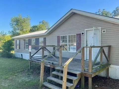 50 Ray Roderick Rd, Eastman, GA 31023