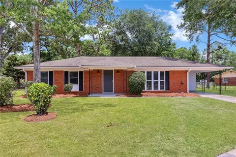 6 Palm Dr, Hinesville, GA 31313