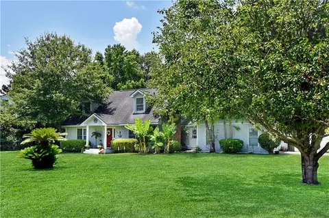 198 Paradise Marsh Cir, Brunswick, GA 31525