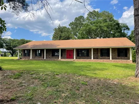 1946 Highway 23, Glennville, GA 30427