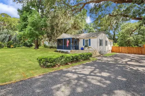 72 Maxwell Ave, Saint Simons Island, GA 31522