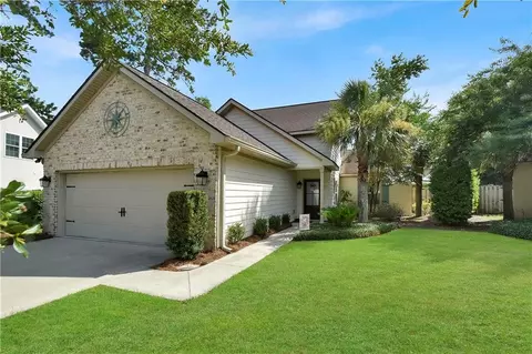 37 Simonton Ln, Saint Simons Island, GA 31522
