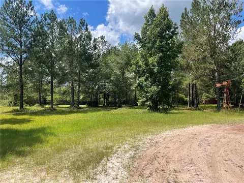 232 Daniel Rd, Waynesville, GA 31566