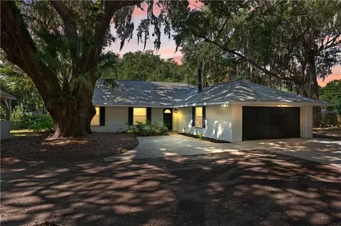 132 Holly Dr, Saint Marys, GA 31558