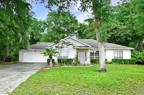141 Hidden Lakes Dr, Brunswick, GA 31525