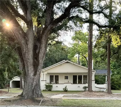 153 E Brazell St, Reidsville, GA 30453