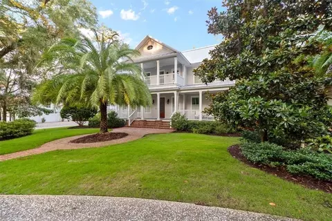 1025 Village Oaks Ln, Saint Simons Island, GA 31522