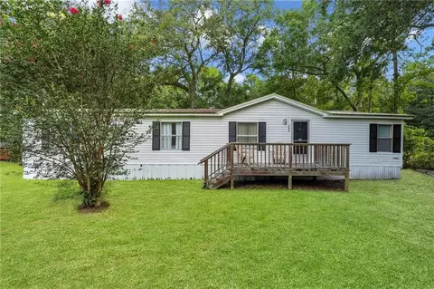 106 Leslie Ln, Brunswick, GA 31523