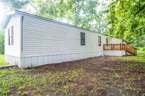 156 Touchstone Dr, Brunswick, GA 31525