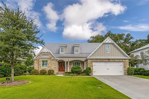 35 Frederica Oaks Ln, Saint Simons Island, GA 31522