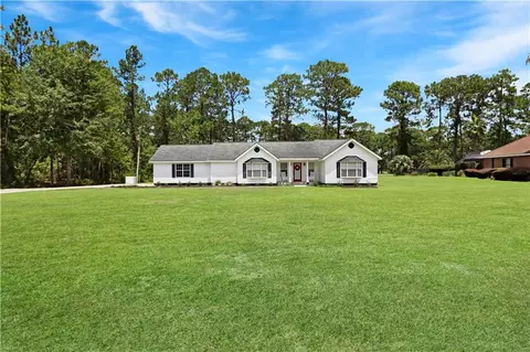 5 Par Dr, Jesup, GA 31546