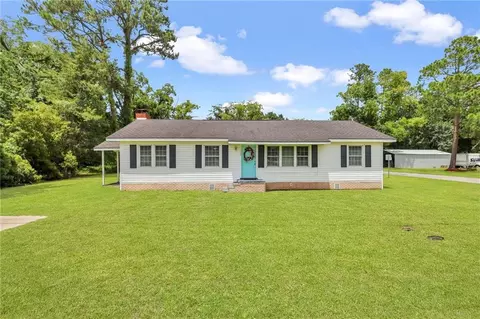 1460 Waycross Hwy, Jesup, GA 31545