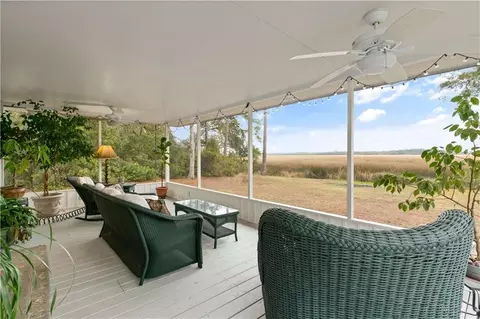 1720 E Black Island Rd, Darien, GA 31305