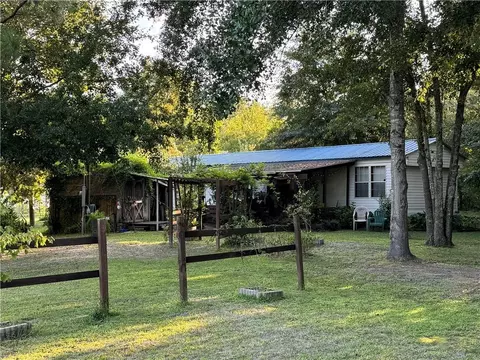 282 Roberts St, Nahunta, GA 31553