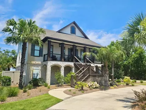 801 Hamilton Landing Dr, Saint Simons Island, GA 31522