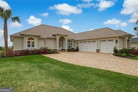 217 Riley Hunter Dr, Kingsland, GA 31548