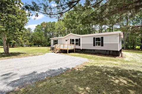 1983 Black Rd SE, Darien, GA 31305