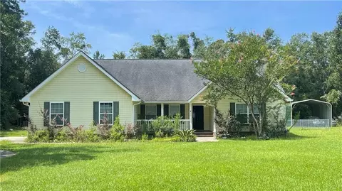 129 NE Neil St, Ludowici, GA 31316