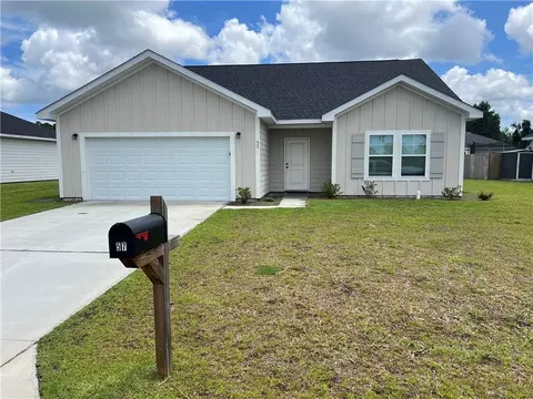57 Laura Ct, Brunswick, GA 31525