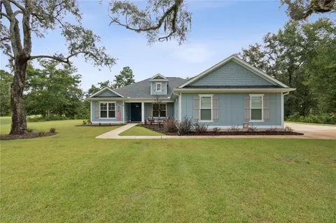 161 Harbour Island Cir, Waverly, GA 31565