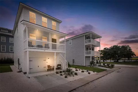 125 Cattan Ln, Darien, GA 31305