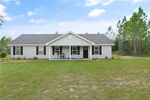 17200 Post Rd S, Waynesville, GA 31566