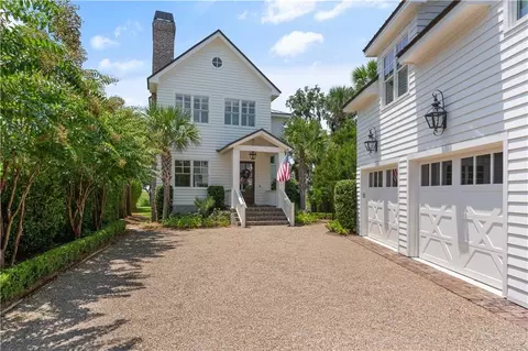 114 Yacht Club Dr, Saint Simons Island, GA 31522