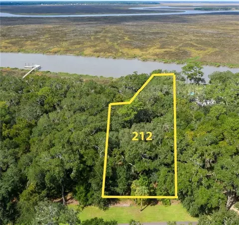410 Pikes Bluff Dr #212, Saint Simons Island, GA 31522