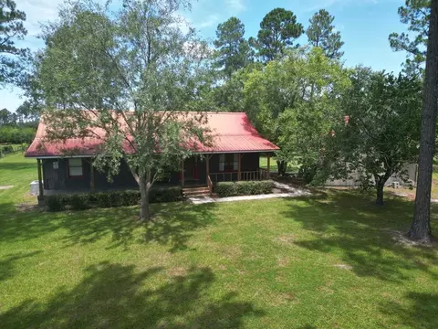 3410 Stoneback St, Waycross, GA 31503
