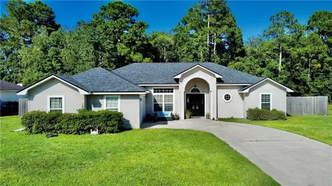 129 Camellia Dr, Kingsland, GA 31548