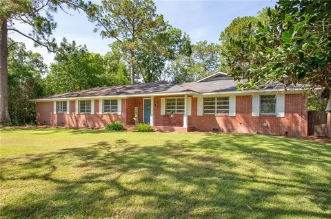 207 Carol St, Waycross, GA 31501