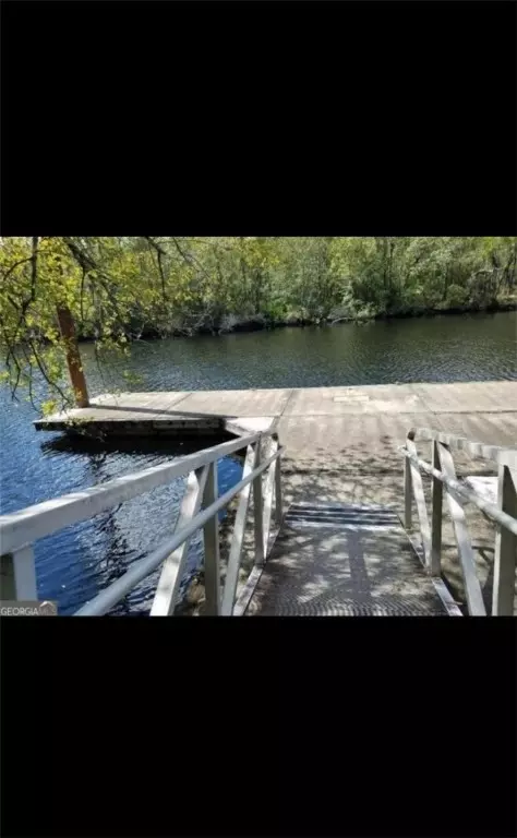 989 Lake Deborah Dr, Folkston, GA 31537