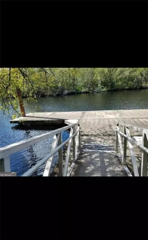989 Lake Deborah Dr #8-R, Folkston, GA 31537