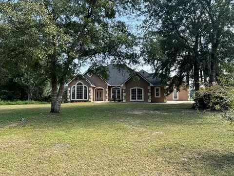 107 Ashton Ln, Kingsland, GA 31548