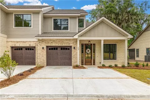 174 Fifty Oaks Ln, Saint Simons Island, GA 31522