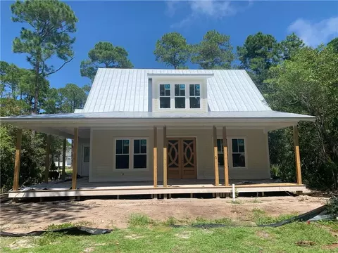 101 Mooring Ln, Saint Marys, GA 31558