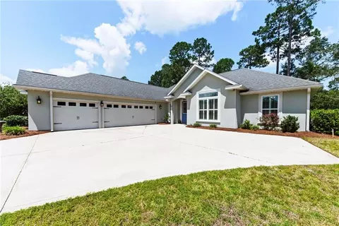 82 Spyglass Ln, Kingsland, GA 31548